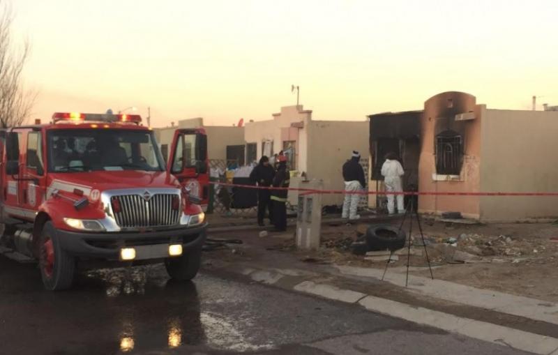 Muere mujer y sus cinco hijos atrapados en un incendio