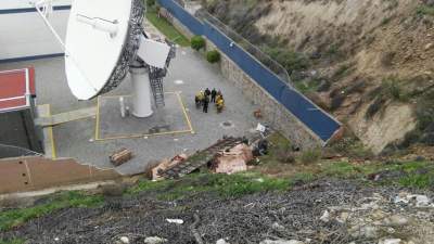 Vuelca camión y muere conductor