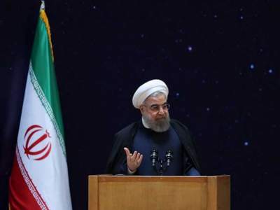 Presidente de Irán califica a Trump de 'novato'