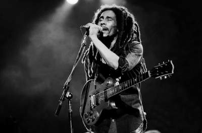 Logran restaurar grabaciones únicas de Bob Marley