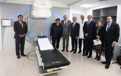 ISSSTE actualiza equipo de radioterapia para aumentar atención