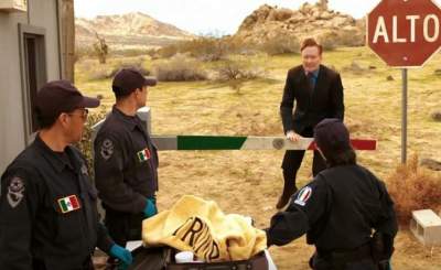  Conan cruza frontera de México como un "bad hombre"