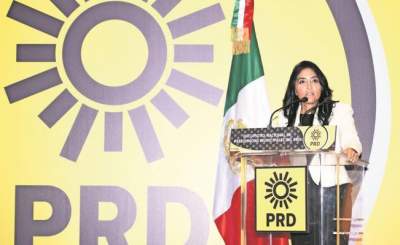 Descarta Barrales dejar presidencia del PRD
