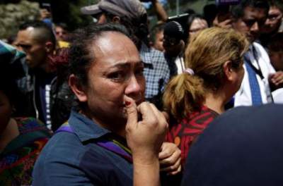 Al menos 19 niñas mueren en incendio de albergue en Guatemala