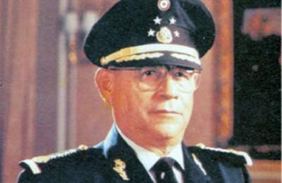 Muere ex secretario de Defensa, Antonio Riviello