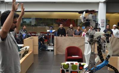 Golem III, el robot que piensa y habla, fue creado por la UNAM