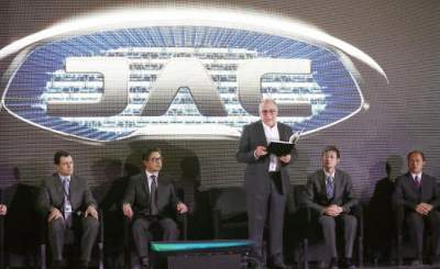  La automotriz china JAC prevé vender 10 mil autos