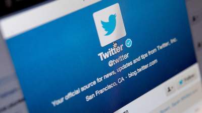 Twitter demanda al gobierno de EU para defender cuenta que critica