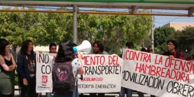 Estudiantes de UABC se manifiestan ante la tarifa de transporte  