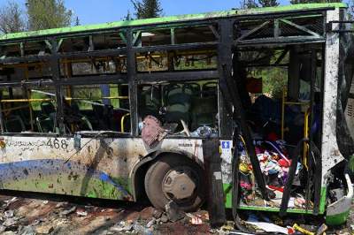 Suman 126 muertos por atentado contra convoy de evacuados en Siria