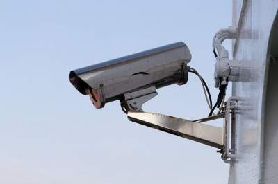  Buscan atrapar a ladrones de casa con uso de cámaras particulares