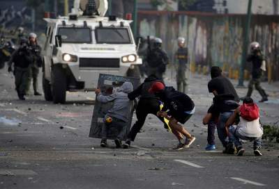 Muere otro joven tras protestas en Venezuela, suman siete fallecidos