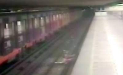 Procesan a mujer por arrojar niño a vías del Metro