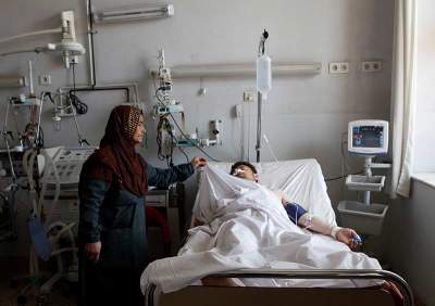 Talibanes perpetran masacre en Afganistán; al menos 148 muertos