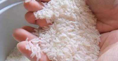 ¿Está llegando arroz hecho de plástico a tu país? Vuelve la alerta