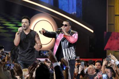 Luis Fonsi y Daddy Yankee conquistaron los Billboards 2017