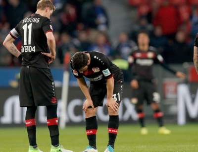 El Leverkusen, con dolor de cabeza; son goleados sin ‘Chicharito’
