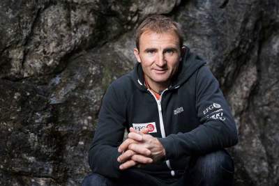 Muere Ueli Steck, ‘La Máquina Suiza, tras accidente en el Everest