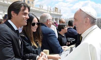El amor de Ximena Navarrete y Juan Carlos recibe la bendición del Papa