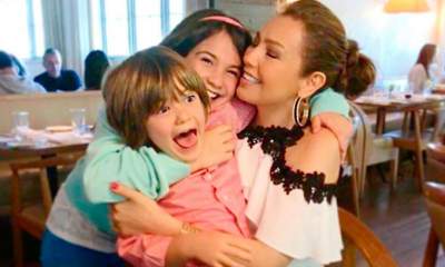 ¡Amor incondicional! Thalía presume a sus hijos más que nunca