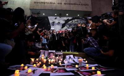 Despiden al periodista Javier Valdez en catedral de Culiacán