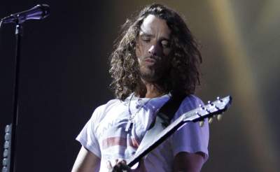  Megadeth rinde tributo a Chris Cornell en Tokio