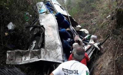Mantienen búsqueda de 4 desaparecidos en accidente de Chiapas