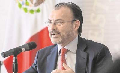  Videgaray asegura que está en "un cajón" su militancia priísta