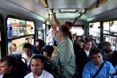 Aprueban aumento al transporte en Ensenada, incluído voto del Alcalde