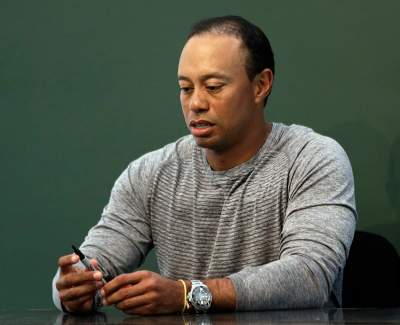 Tiger Woods es arrestado por conducir alcoholizado y drogado