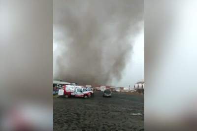 Tornado daña instalaciones de 3 empresas en Puebla