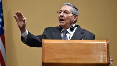 Raúl Castro abre puerta a más cambios antes de dejar el poder