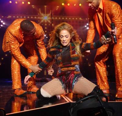  Jennifer Lopez sufre percance durante show en Las Vegas
