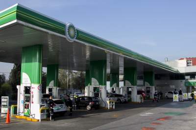 A fin de año gasolineras extranjeras en Tijuana