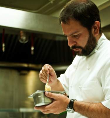 Chef mexicano,Enrique Olvera inaugura su segundo  restaurante en  NY
