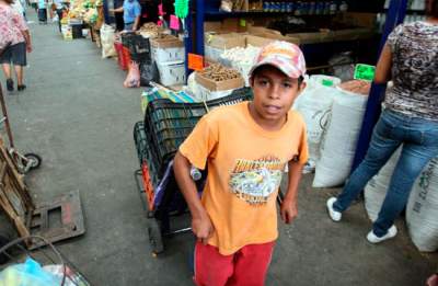 En México, 3.6 millones niños trabajan entre la pobreza y las calles
