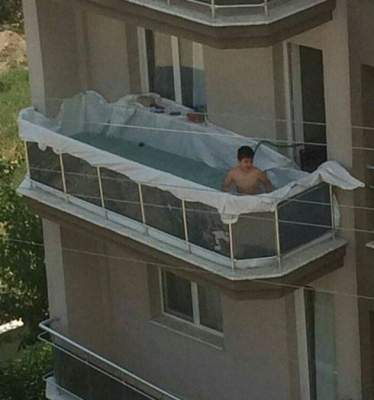 Una piscina en la terraza se hace viral en las redes