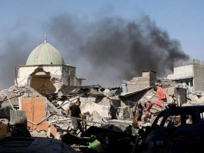 Irak anuncia fin de califato de ISIS tras capturar mezquita