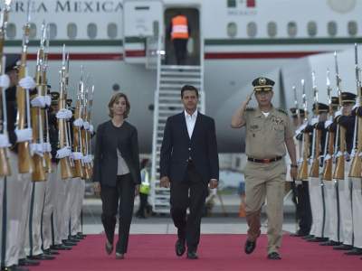 Peña Nieto arriba a Colombia para asistir a Cumbre del Pacífico