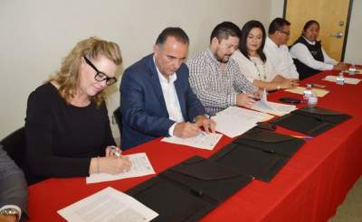 Ayuntamiento de Ensenada, DIF e INEA firman convenio 