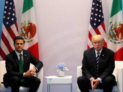 México pagará por el muro, "absolutamente", insiste Trump