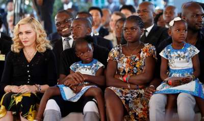 Madonna inaugura un hospital de cirugía infantil en Malaui