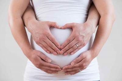 Corte reconoce derechos de padres de hijos nacidos por inseminación