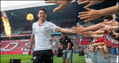 Debuta "Chuky" Lozano con el PSV