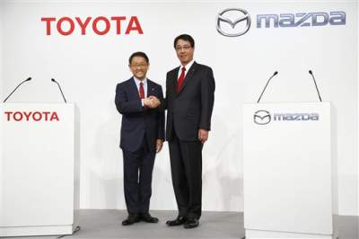 Toyota y Mazda invertirán 1.600 millones en planta en EEUU