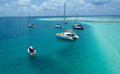  Descubre la isla de Yucatán que solo acepta 111 turistas al día