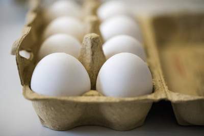 UE planea reunión sobre escándalo de huevos contaminados