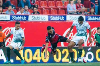  Tijuana logra primera victoria; derrota 2-0 a Santos