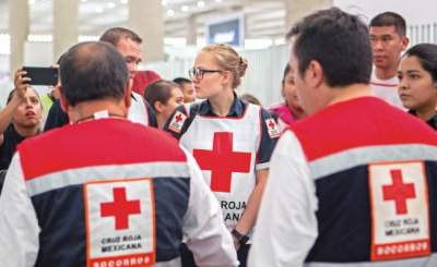 Cruz Roja envía a 33 voluntarios mexicanos