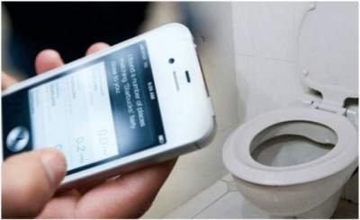 Tu smartphone tiene más bacterias que el WC